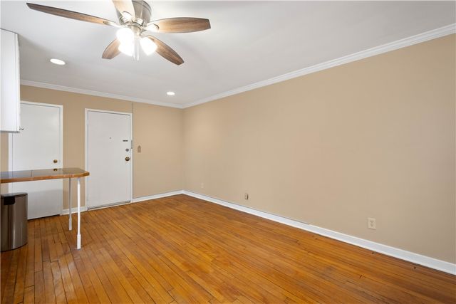 836 Thorn St 26, Sewickley, PA 15143