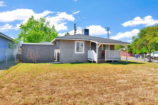 4104 E Madison Avenue, Fresno, CA 93702