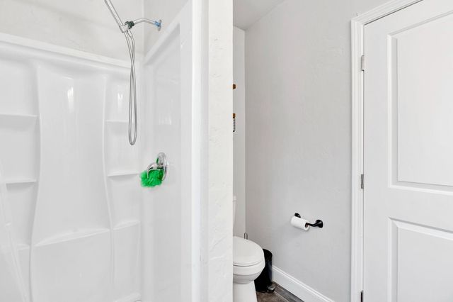 4104 E Madison Avenue, Fresno, CA 93702