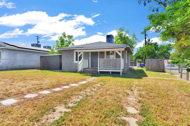 4104 E Madison Avenue, Fresno, CA 93702