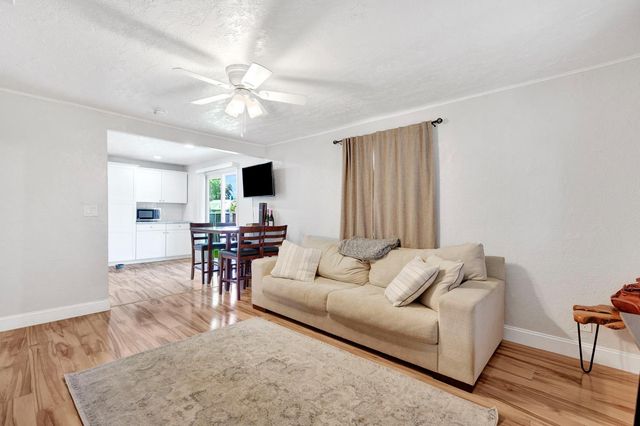 4104 E Madison Avenue, Fresno, CA 93702