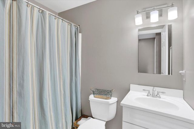 1116 RIVERBOAT CT, Annapolis, MD 21409