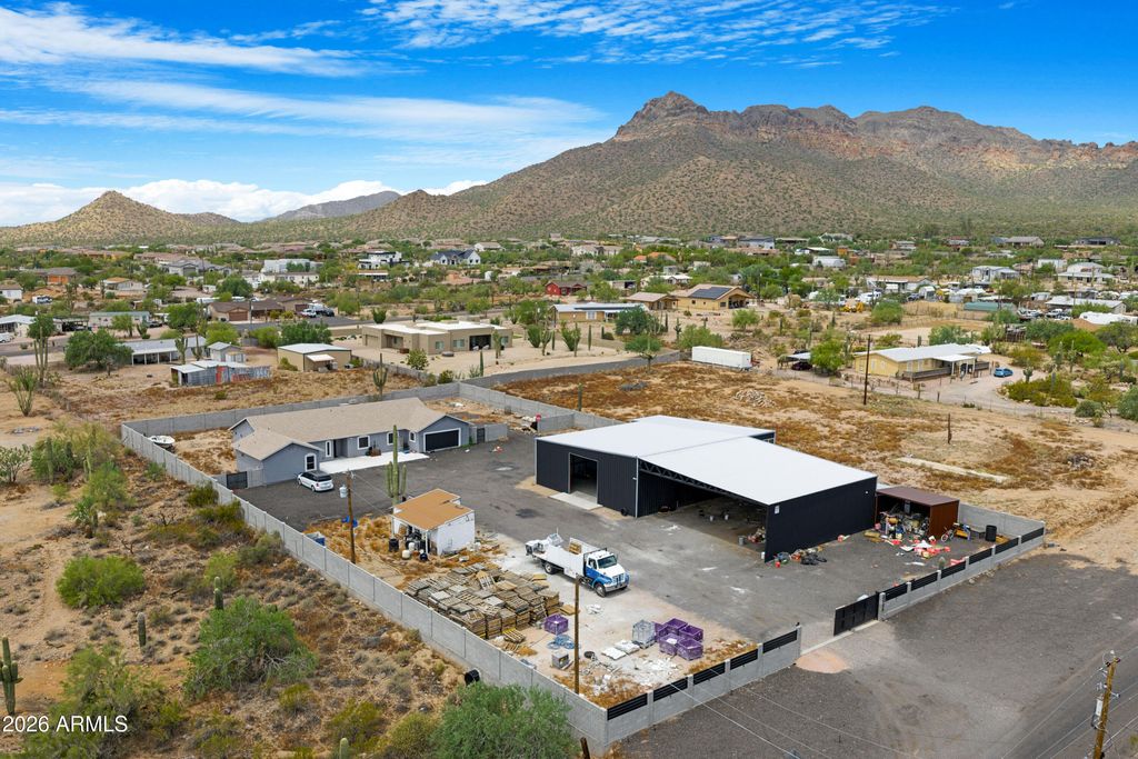 4906 N WARNER Drive, Apache Junction, AZ 85120 — exterior