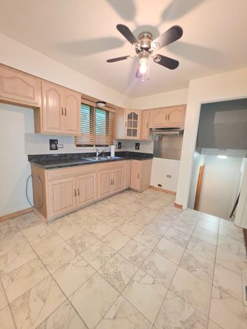 6159 Marsh Lane, Matteson, IL 60443