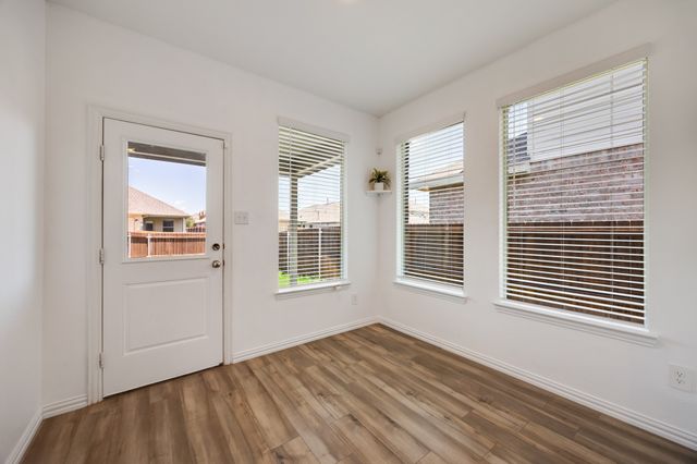 2926 S Griffin Lane, Forney, TX 75126