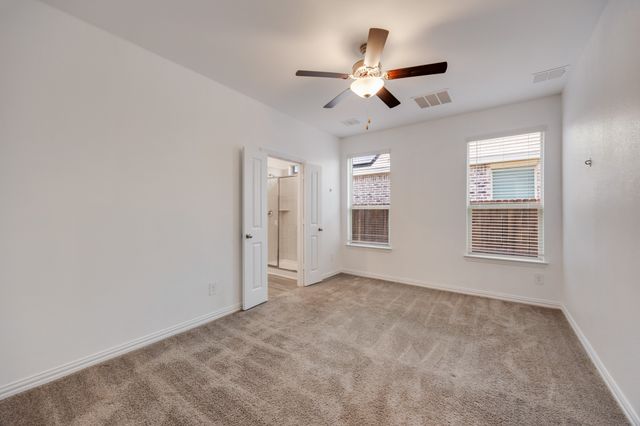 2926 S Griffin Lane, Forney, TX 75126