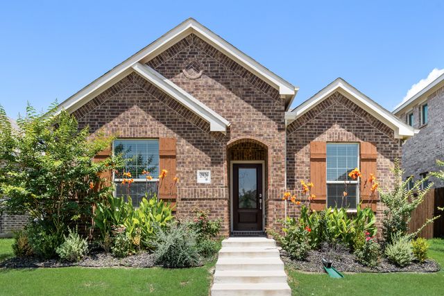 2926 S Griffin Lane, Forney, TX 75126