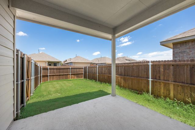 2926 S Griffin Lane, Forney, TX 75126