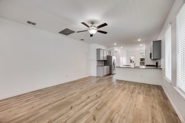 2926 S Griffin Lane, Forney, TX 75126