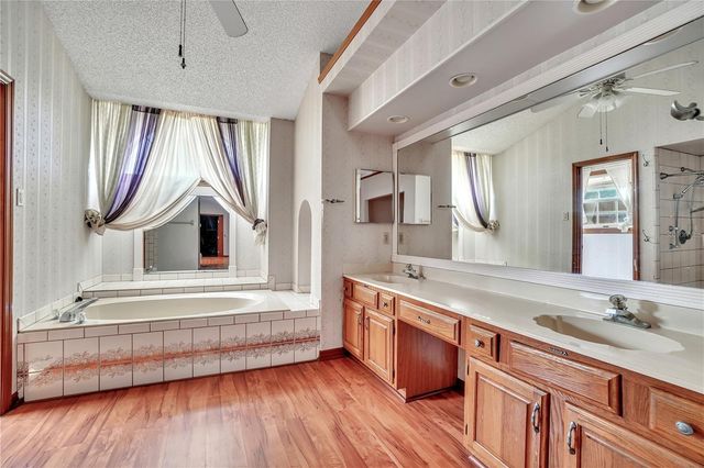 13 BASS LAKE DRIVE, Debary, FL 32713