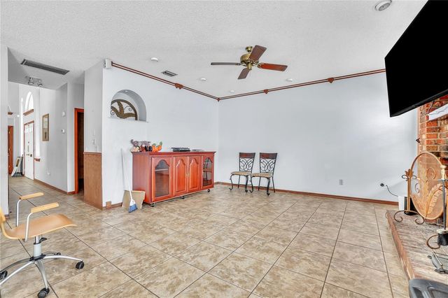 13 BASS LAKE DRIVE, Debary, FL 32713