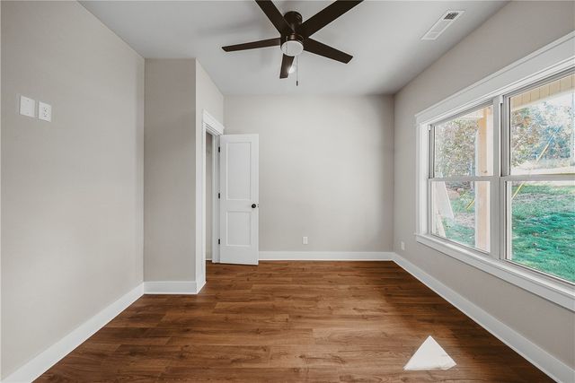 17 Kirkcolm Drive, Bella Vista, AR 72715