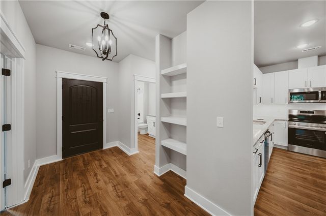 17 Kirkcolm Drive, Bella Vista, AR 72715
