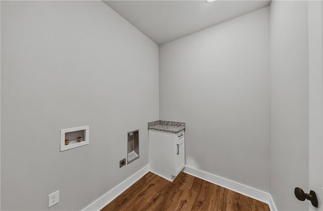 17 Kirkcolm Drive, Bella Vista, AR 72715