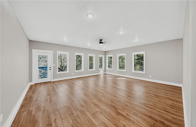 17 Kirkcolm Drive, Bella Vista, AR 72715