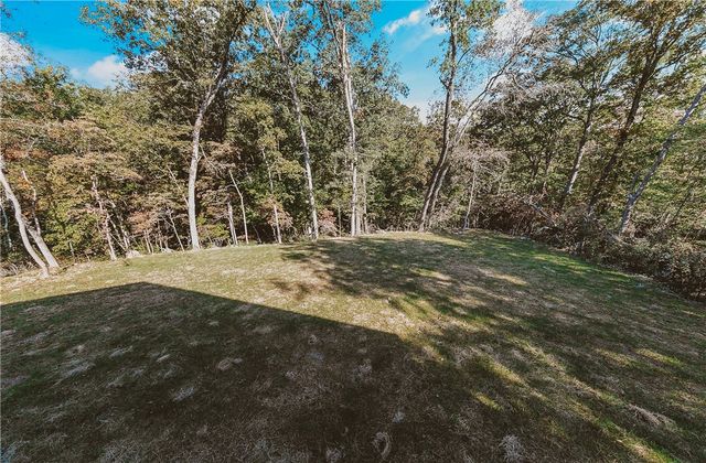 17 Kirkcolm Drive, Bella Vista, AR 72715