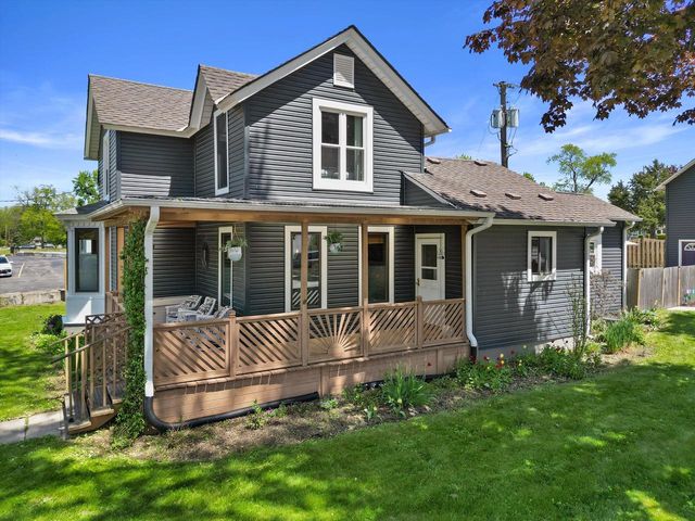 520 Freeman STREET, Genoa City, WI 53128