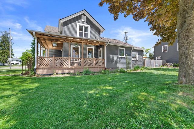 520 Freeman STREET, Genoa City, WI 53128