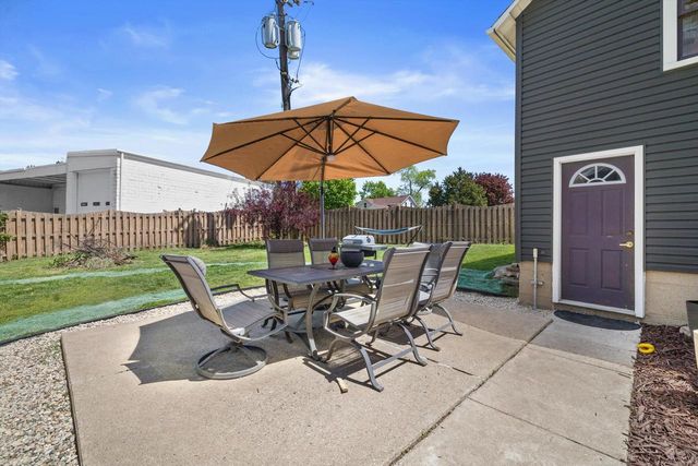 520 Freeman STREET, Genoa City, WI 53128