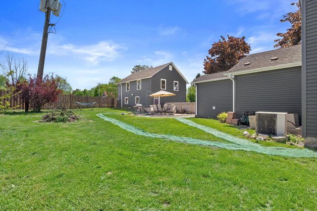 520 Freeman STREET, Genoa City, WI 53128