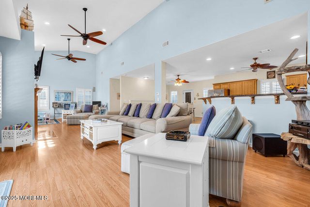 59 Ruth Drive, Manahawkin, NJ 08050