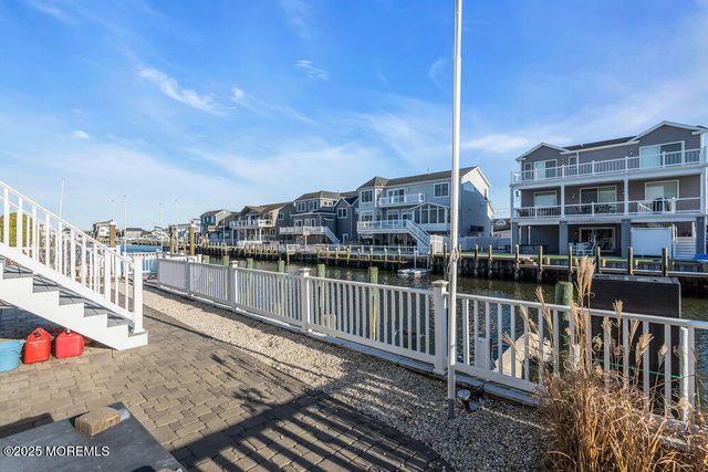 59 Ruth Drive, Manahawkin, NJ 08050