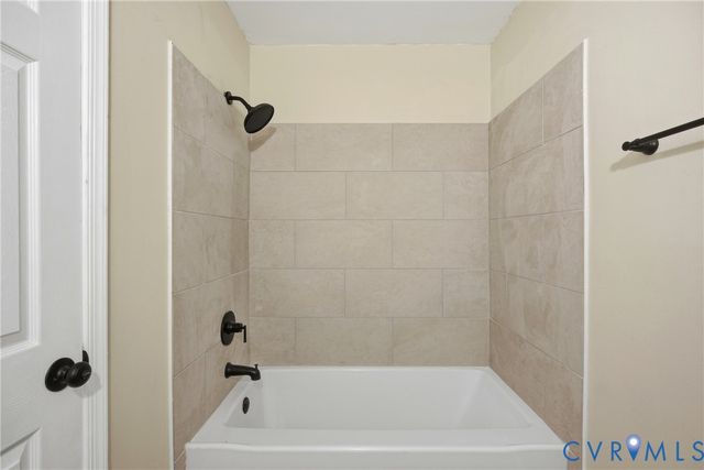 2714 Chariot St, Glen Allen, VA 23060