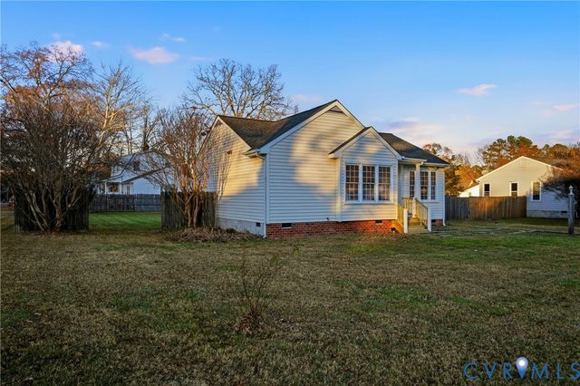 2714 Chariot St, Glen Allen, VA 23060