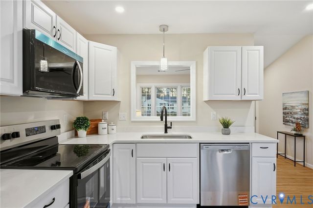 2714 Chariot St, Glen Allen, VA 23060