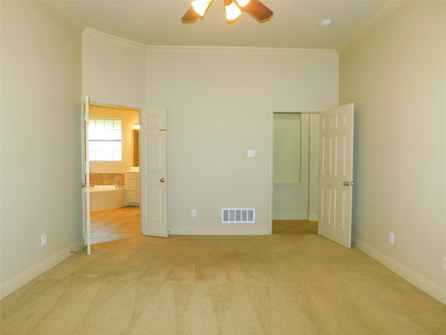 2286 Magic Mantle Drive, Lewisville, TX 75056