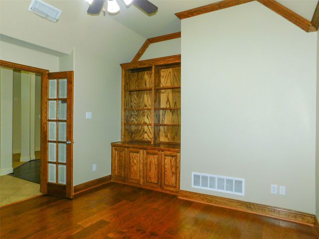 2286 Magic Mantle Drive, Lewisville, TX 75056