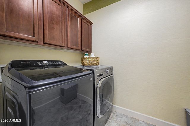 3320 S SUNLAND Drive, Chandler, AZ 85248
