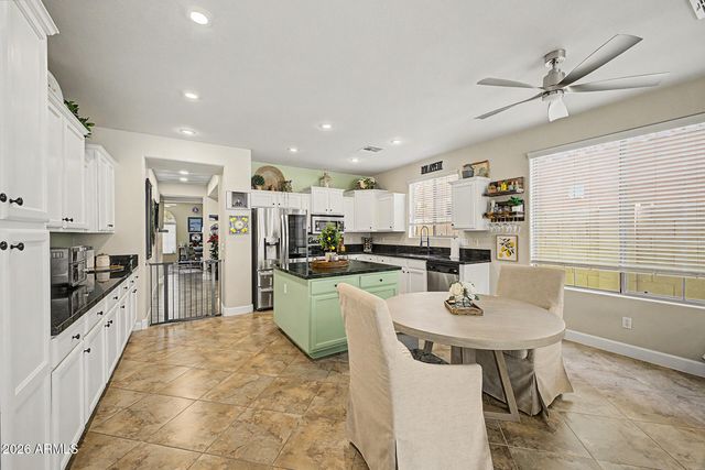 3320 S SUNLAND Drive, Chandler, AZ 85248
