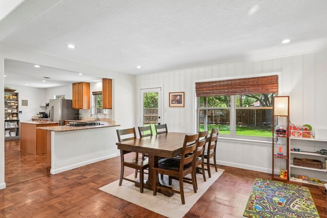 517 Shirley Court, Richardson, TX 75081