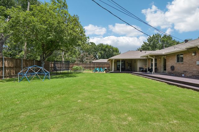 517 Shirley Court, Richardson, TX 75081
