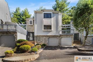 14 Snowbell Court, East Brunswick, NJ 08816