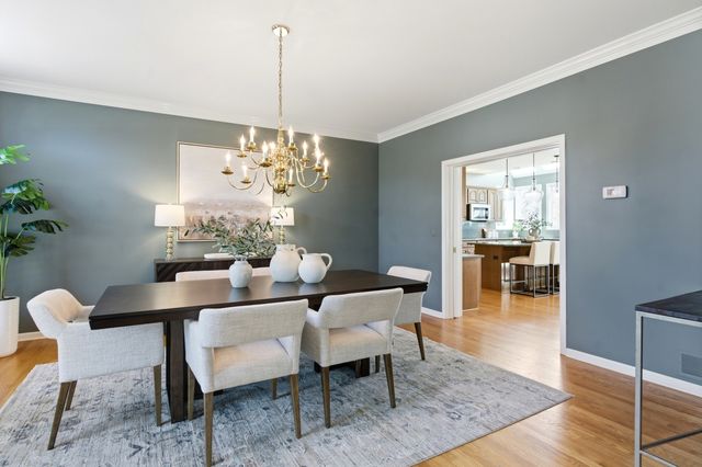 4029 Broadmoor Circle, Naperville, IL 60564