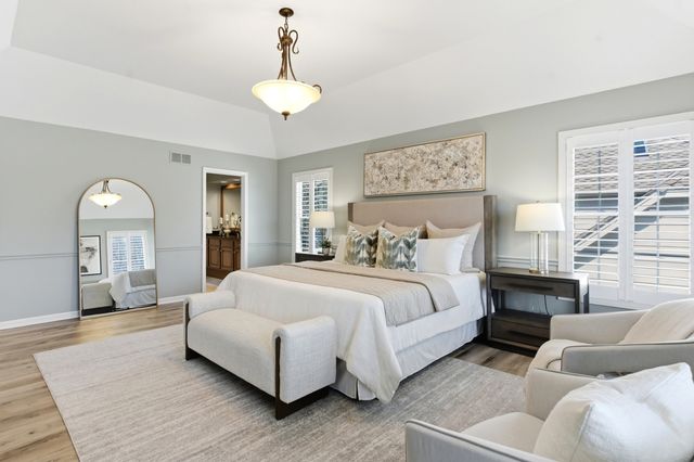 4029 Broadmoor Circle, Naperville, IL 60564