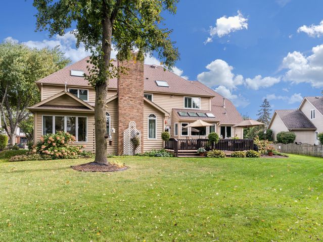 4029 Broadmoor Circle, Naperville, IL 60564