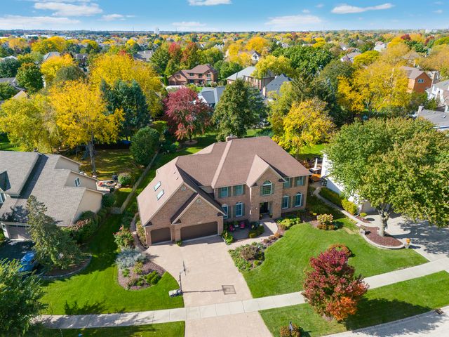4029 Broadmoor Circle, Naperville, IL 60564