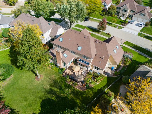 4029 Broadmoor Circle, Naperville, IL 60564