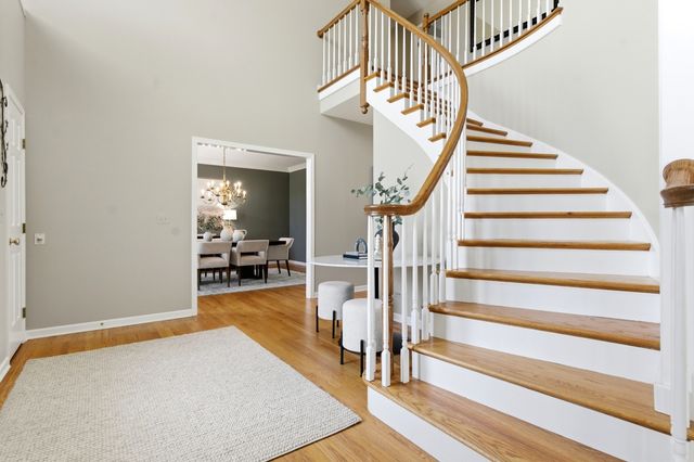 4029 Broadmoor Circle, Naperville, IL 60564