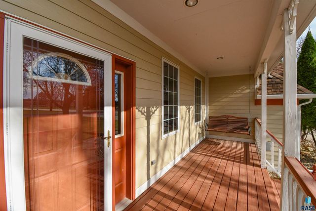 26918 Baker Park Pl Place, Sioux Falls, SD 57108