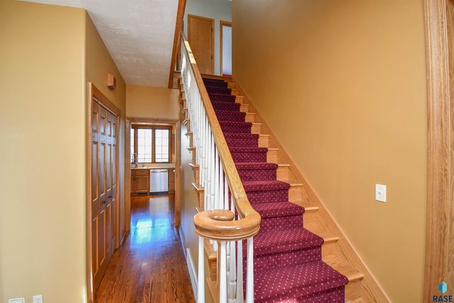 26918 Baker Park Pl Place, Sioux Falls, SD 57108