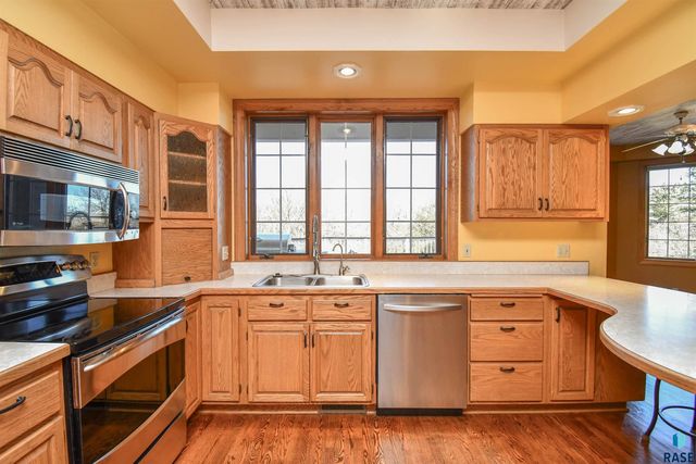 26918 Baker Park Pl Place, Sioux Falls, SD 57108