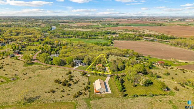 26918 Baker Park Pl Place, Sioux Falls, SD 57108