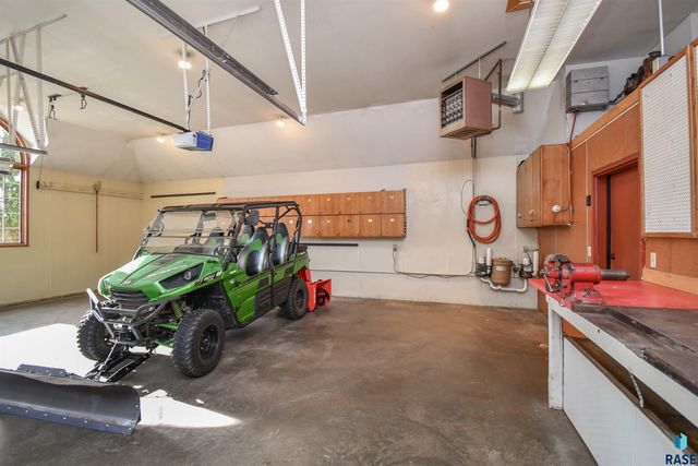 26918 Baker Park Pl Place, Sioux Falls, SD 57108