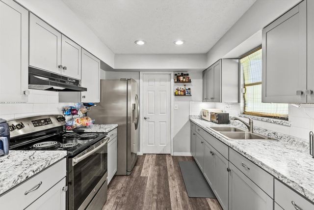 1297 SE Floresta Drive, Port St. Lucie, Port St Lucie, FL 34983