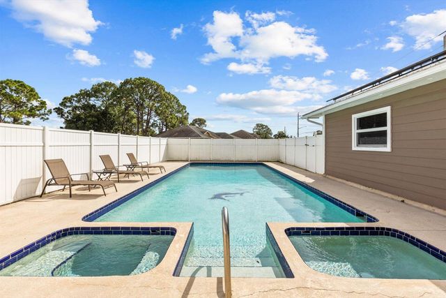 1297 SE Floresta Drive, Port St. Lucie, Port St Lucie, FL 34983