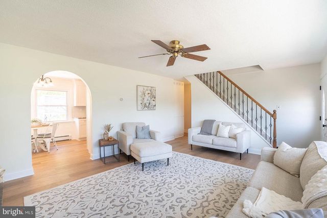 25 COBALT RIDGE DR N, Levittown, PA 19057